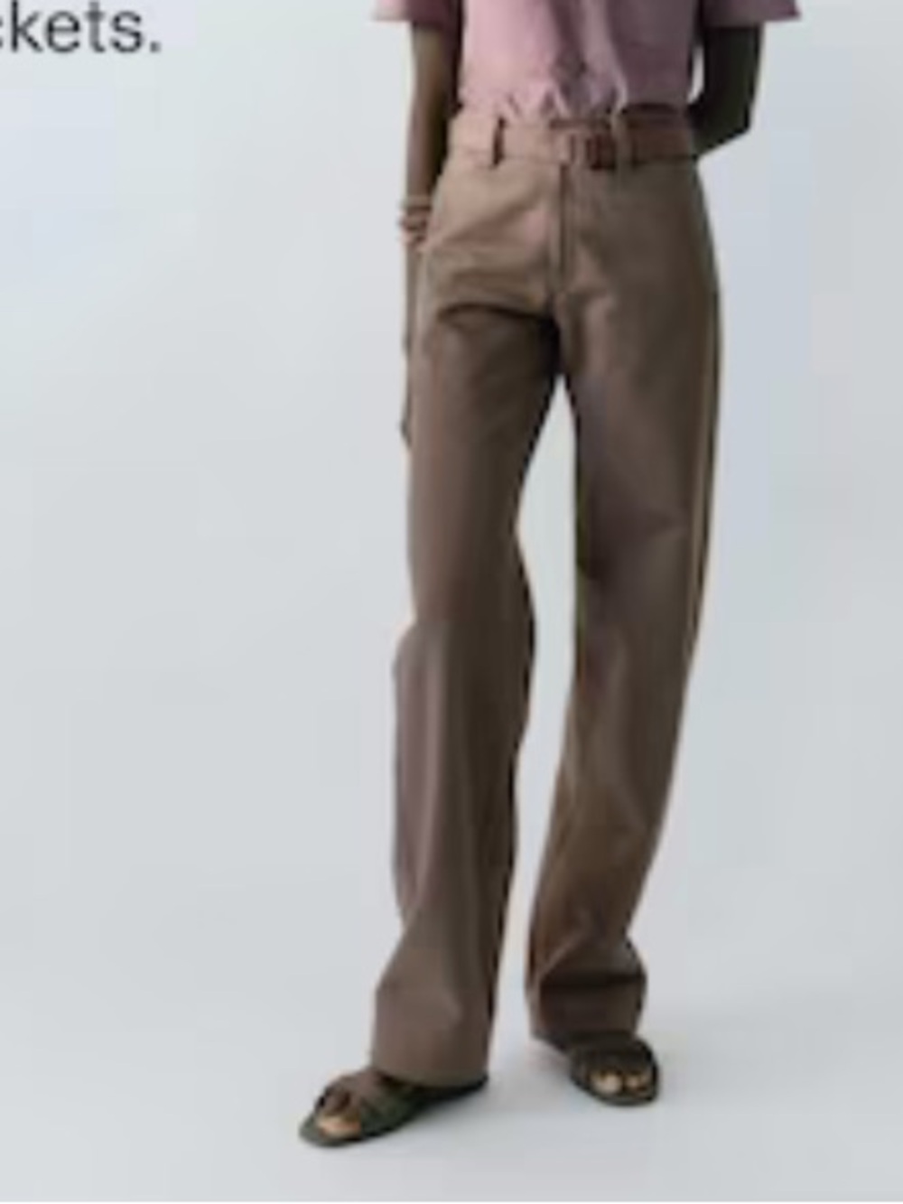 Uniqlo High-Waisted Straight Jeans — Brown & Mauve Shirt